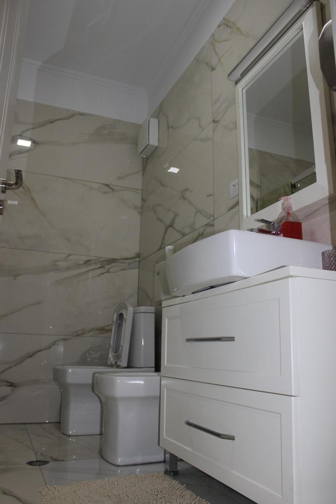 Luxury Blloku Tirana Apartment Exterior photo